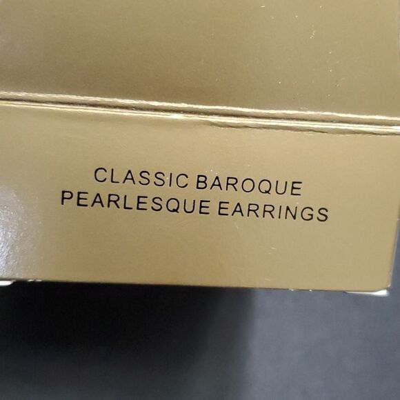 *Sale* Avon gold tone baroque faux pearl earrings - Picture 6 of 7